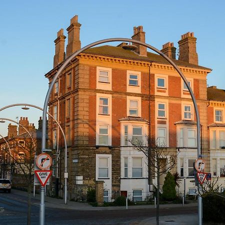 Sea Views Stunning 2 Bedroom Apartment Lowestoft Exterior foto